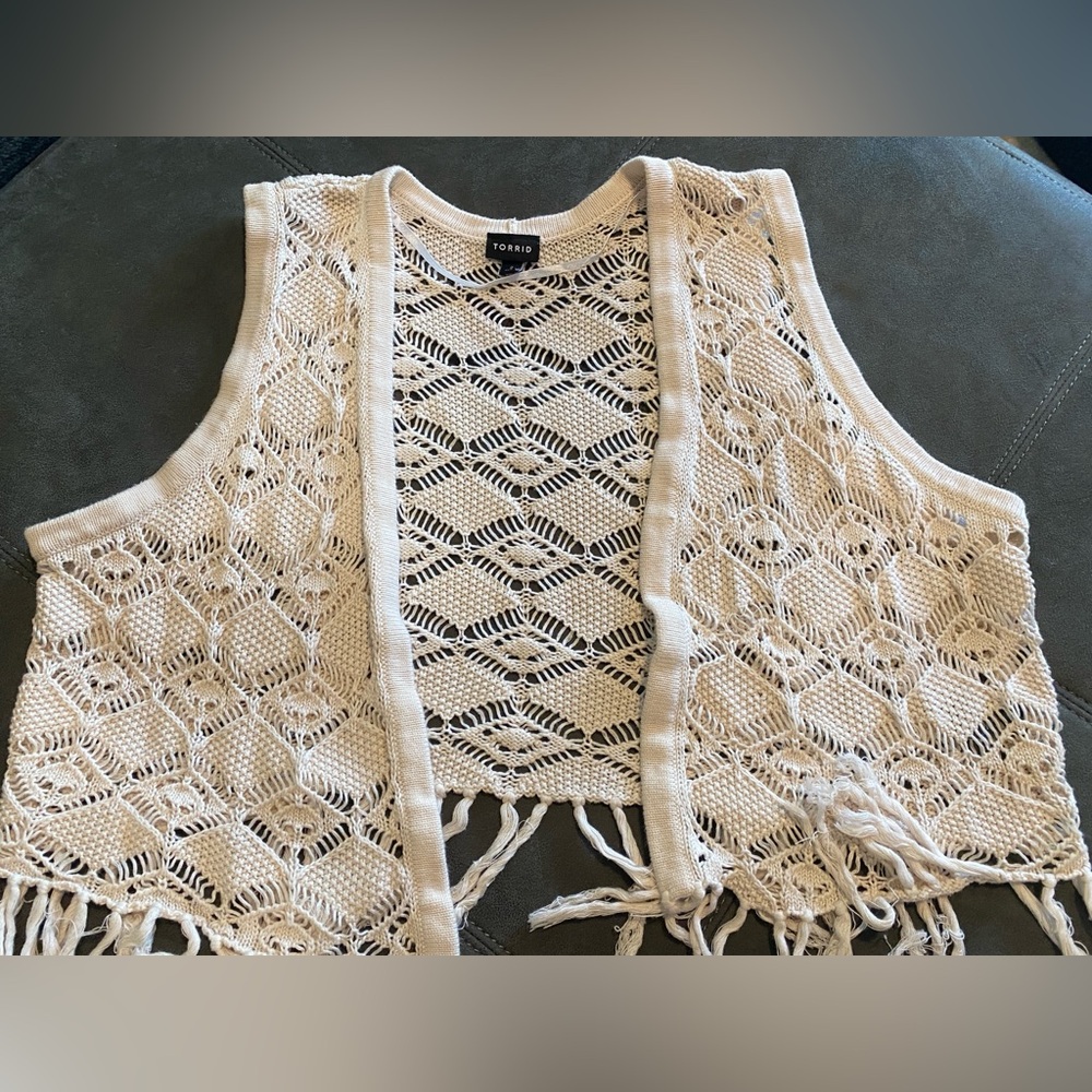 Torrid Cream Crochet Knit Vest fringe SM/2